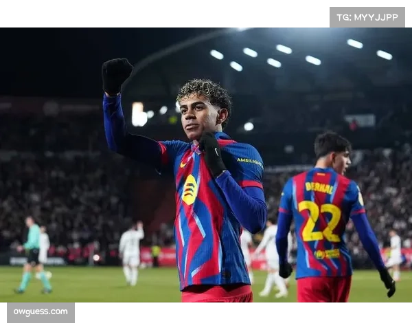 暖心一幕：巴萨小将亚马尔将进球献给住院治疗的童年教练